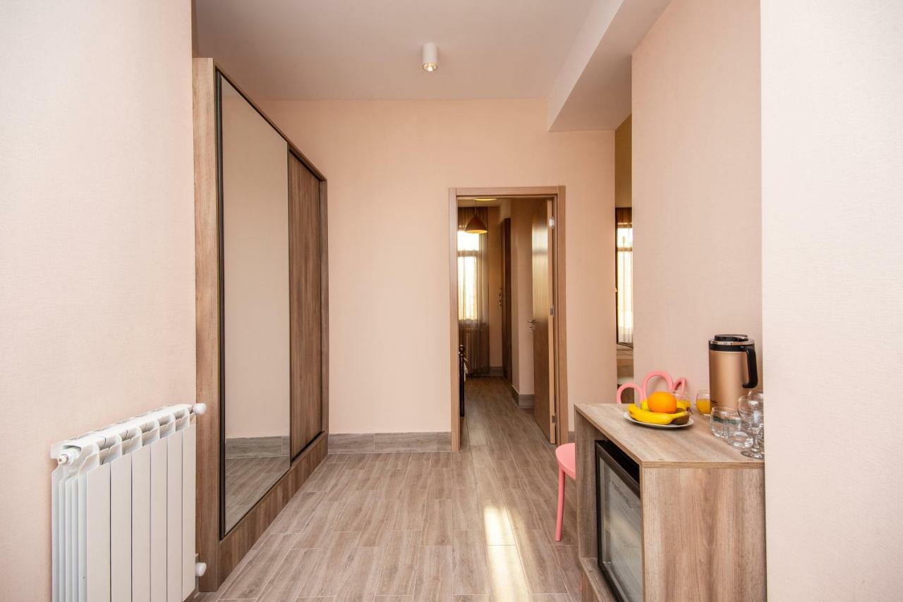 Tonusi Luxe Hotel In The Historic City Center Tbilisi Zewnętrze zdjęcie
