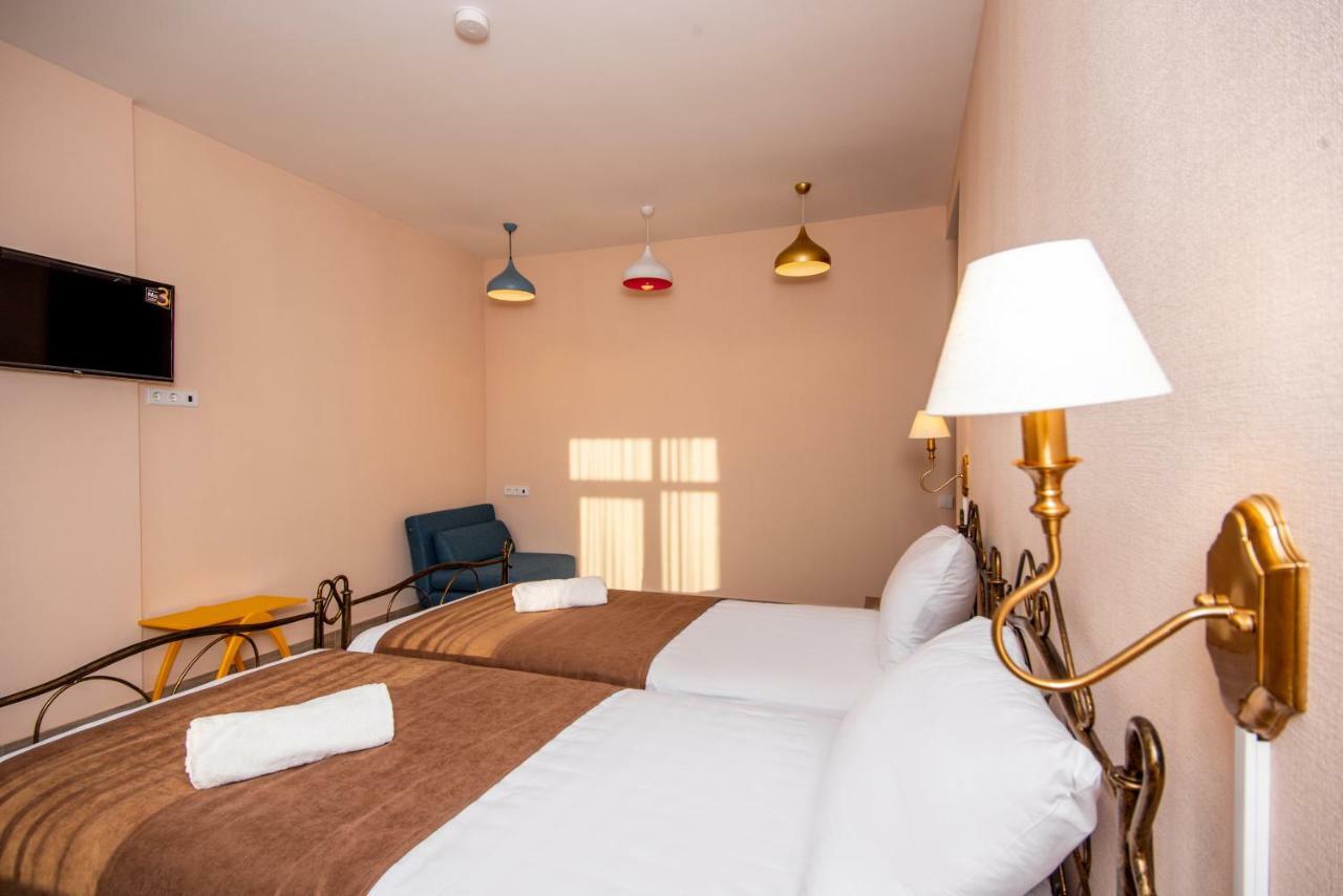 Tonusi Luxe Hotel In The Historic City Center Tbilisi Zewnętrze zdjęcie