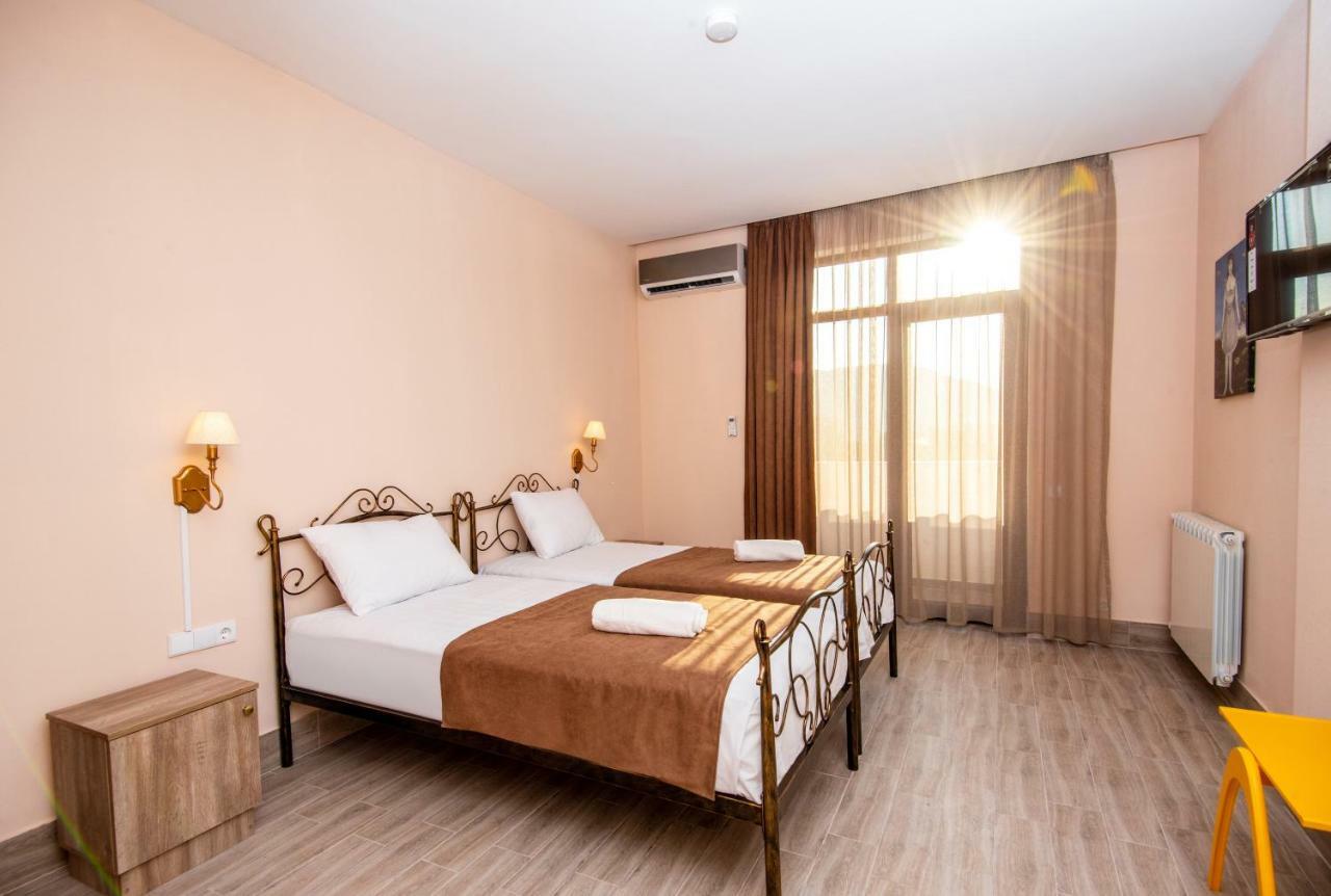 Tonusi Luxe Hotel In The Historic City Center Tbilisi Zewnętrze zdjęcie